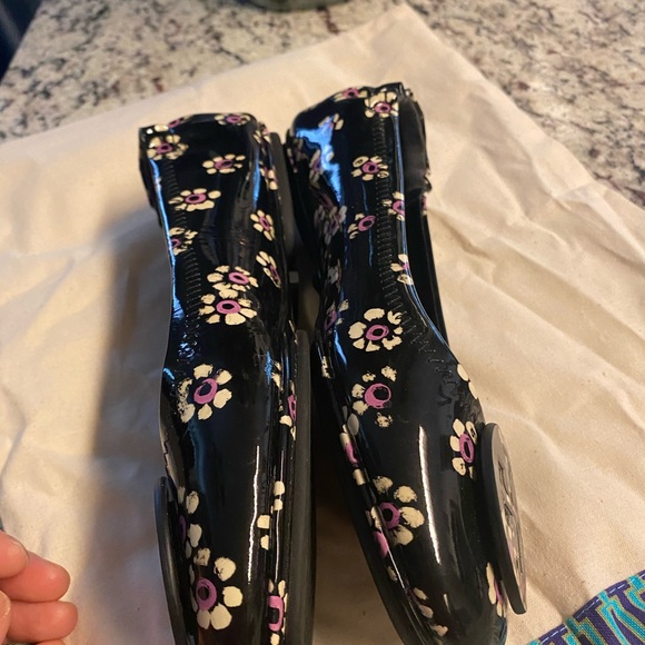 Authentic Tory Burch Flats - Picture 6 of 8